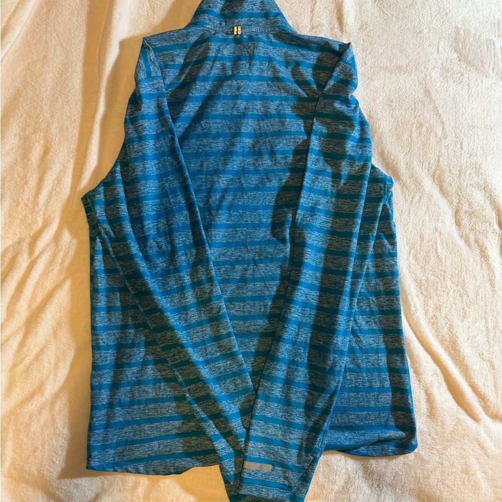 Men’s medium Nike Teal and Gray Dri-FIT Pullover - Picture 3 of 6